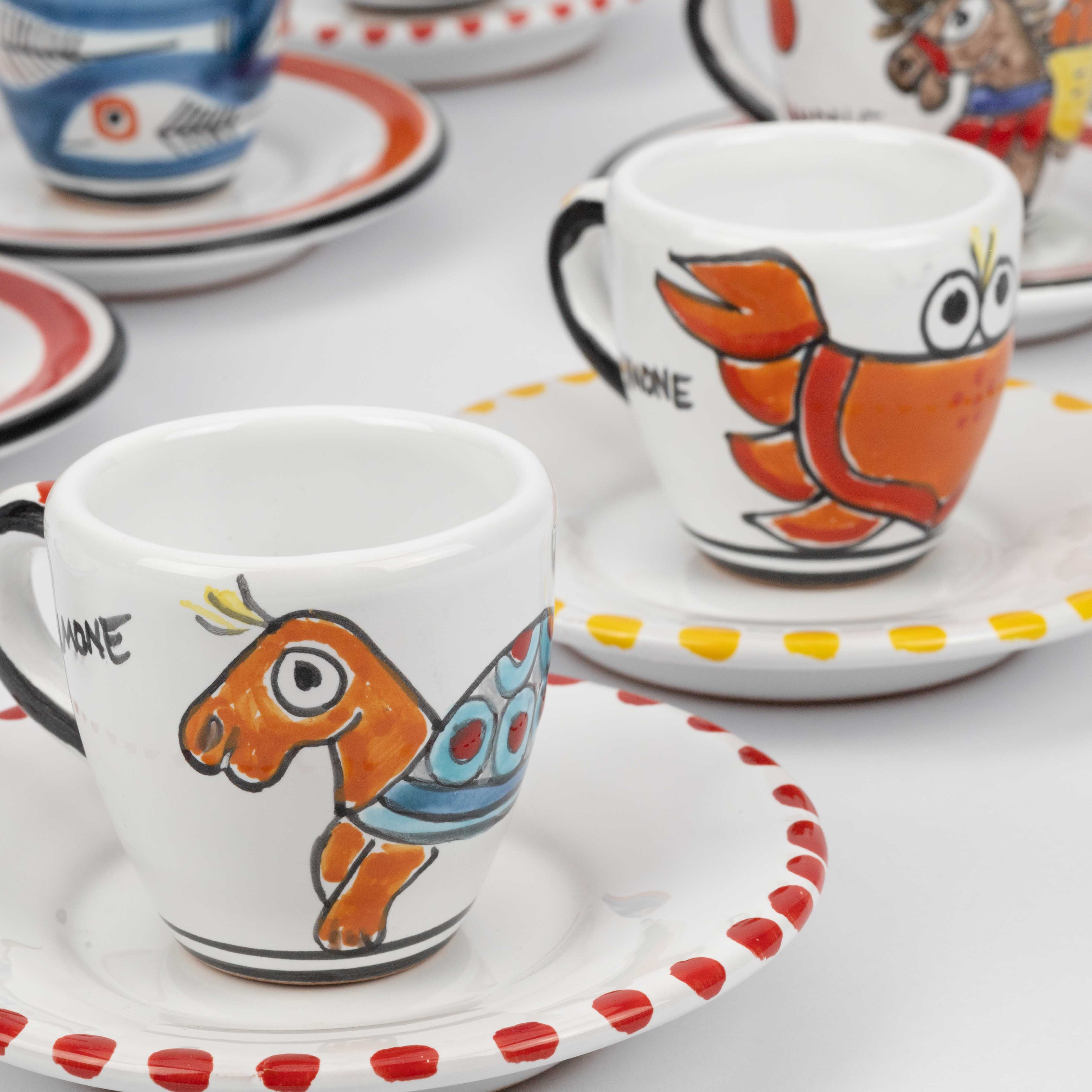 Tasse à café et soucoupe tortue