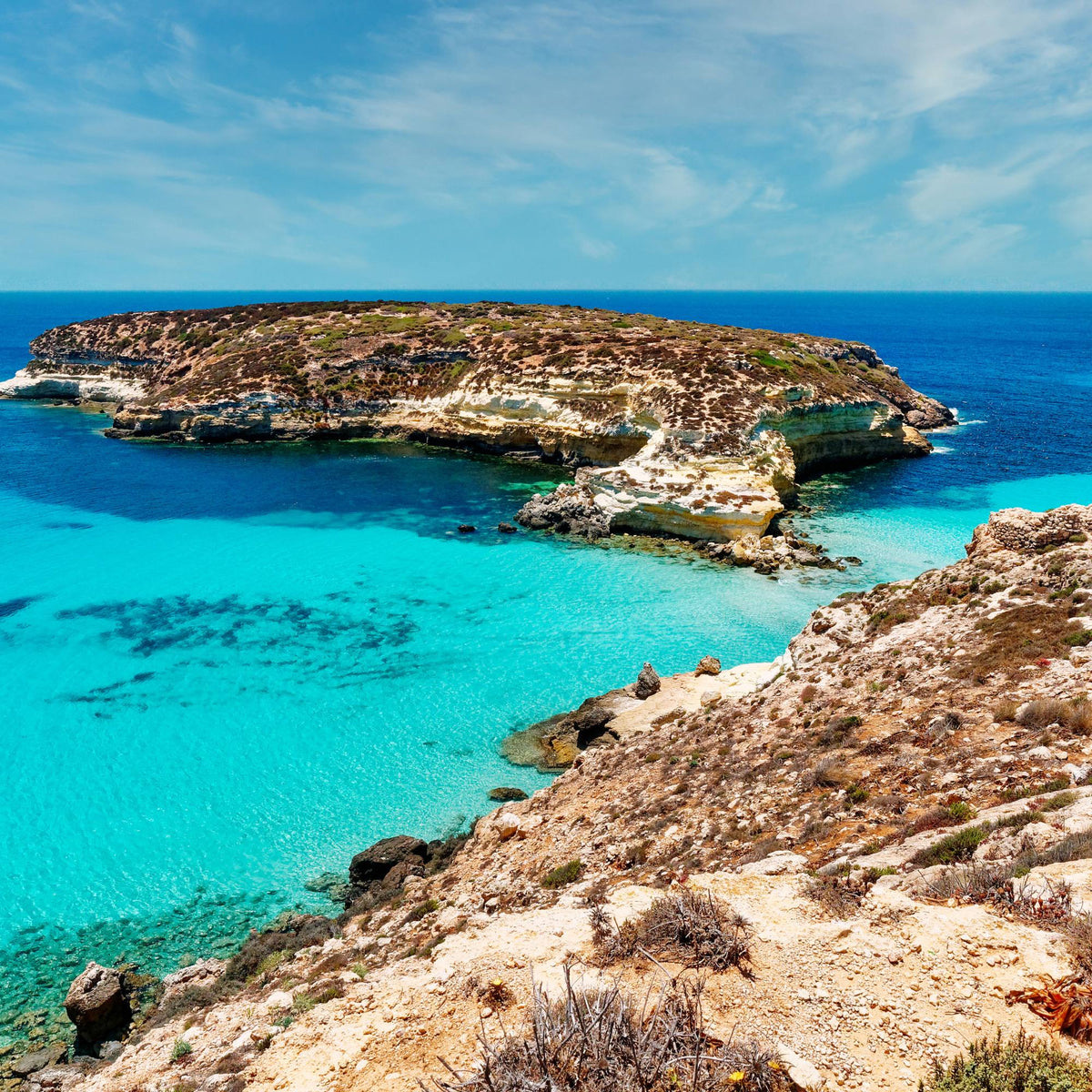 Lampedusa e la Spiaggia dei Conigli: Il Paradiso Naturale del Mediterraneo - Sua Maestà Sicilia