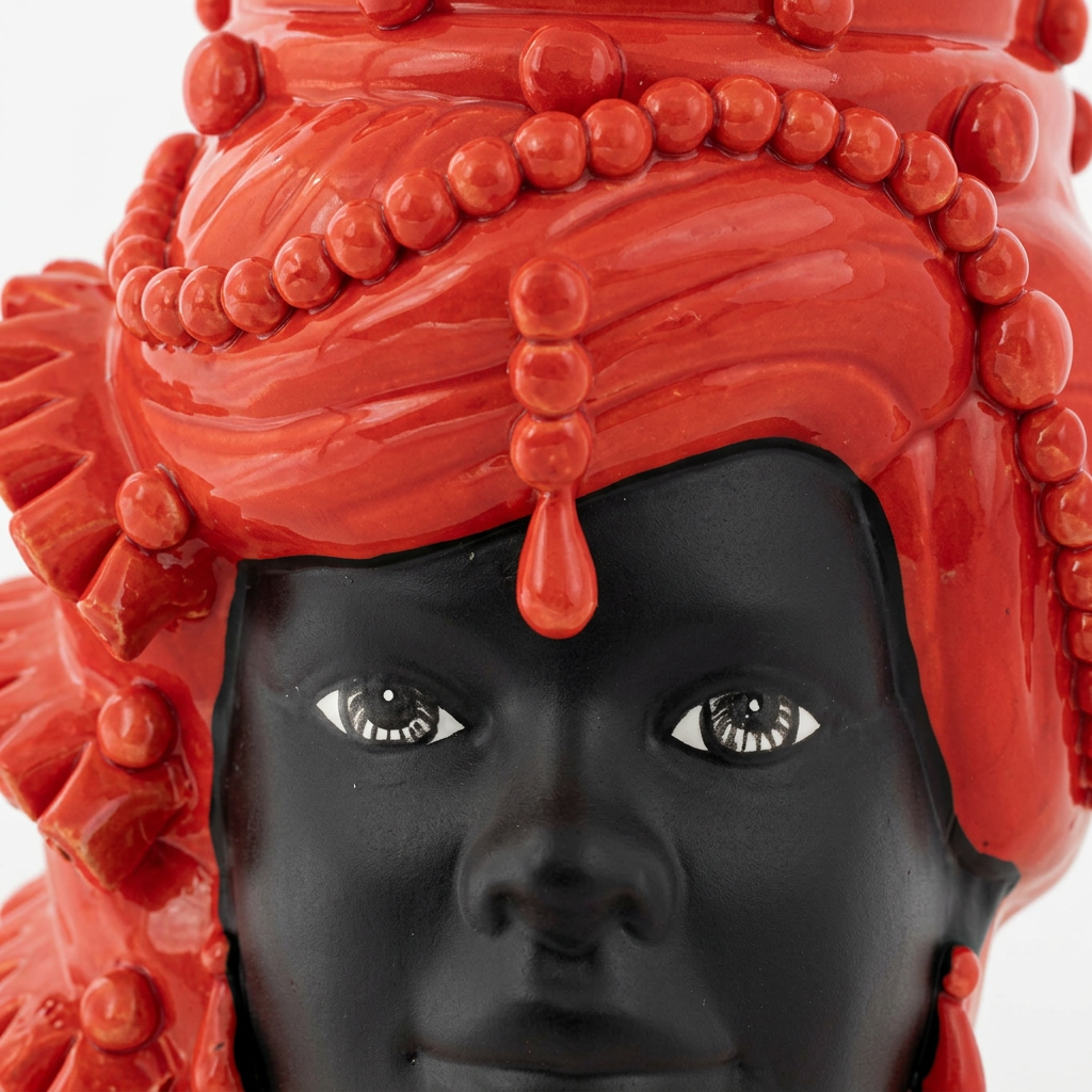 Mediterraneo Rosso donna, dettaglio