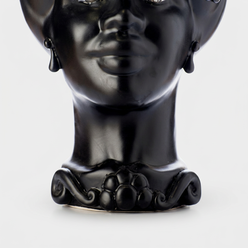 Nero Satinato donna, dettaglio