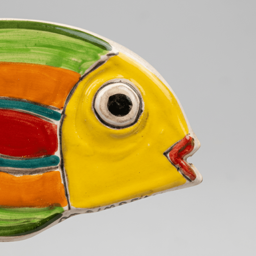 Pesce in bassorilievo - Sua Maestà Sicilia