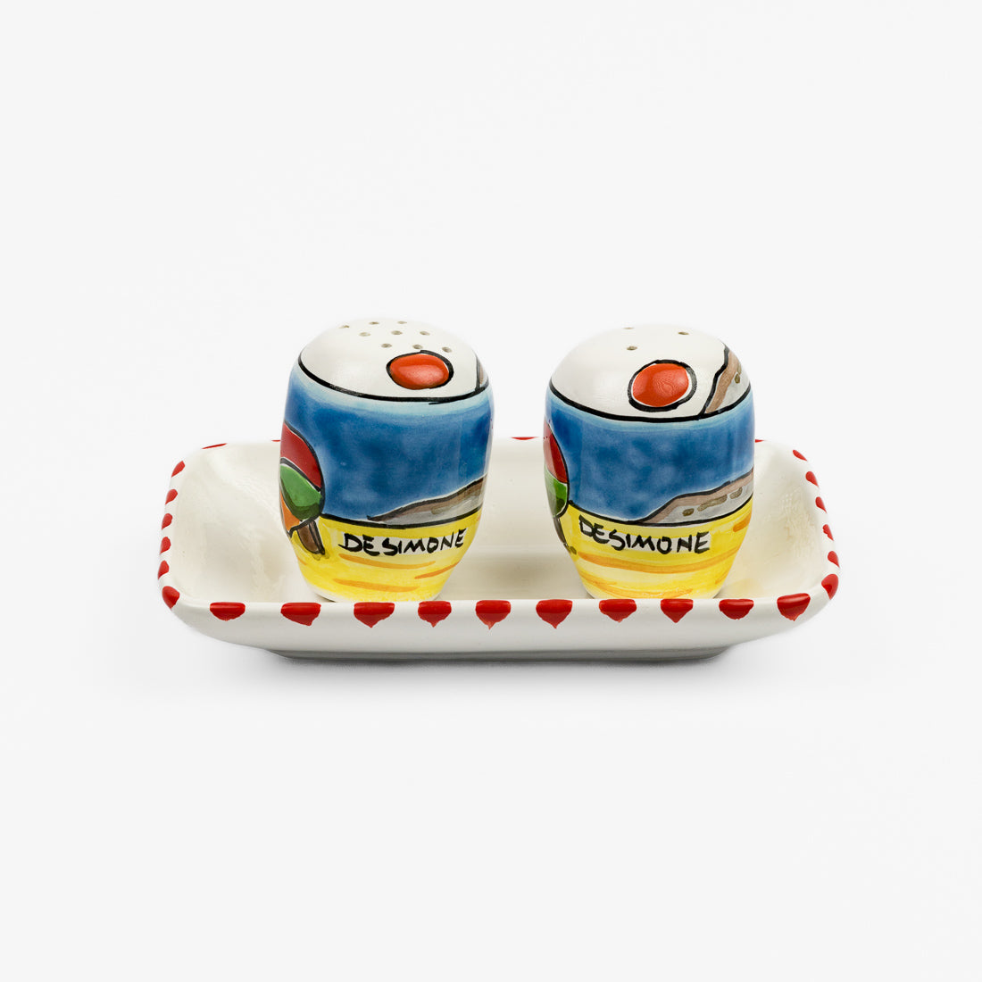 Elaborate Dammusi salt and pepper set